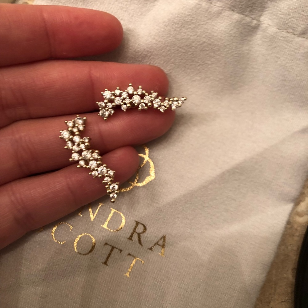 Kendra Scott Petunia Ear Climbers